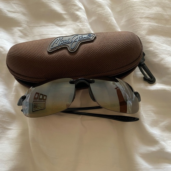 Maui Jim Accessories - Maui Jim Ho’okipa Sunglasses with Case